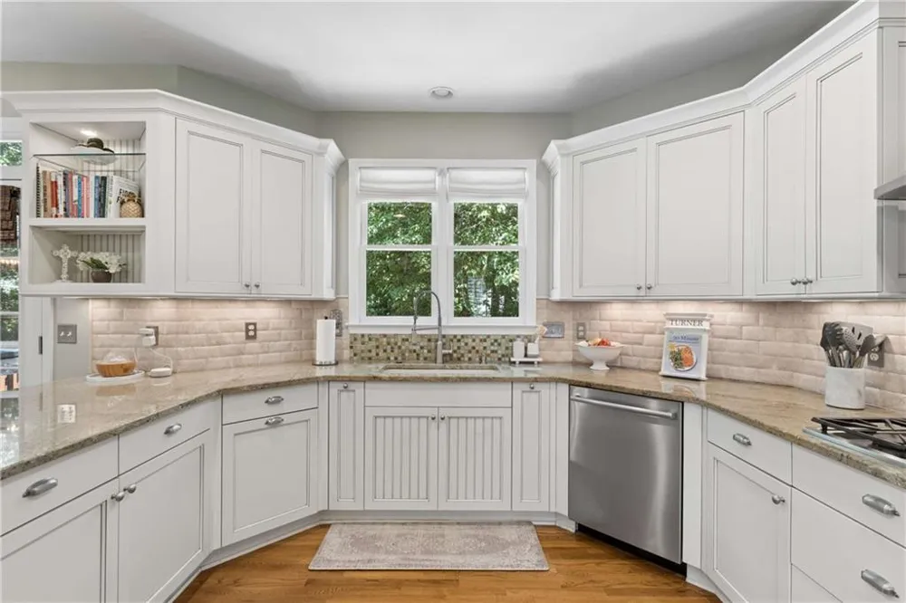 3090 Salisbury Drive Alpharetta, GA 30004