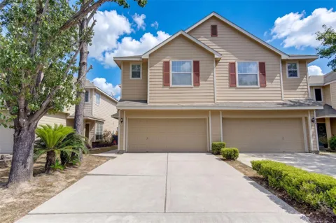 16818 Bellmoor Lane