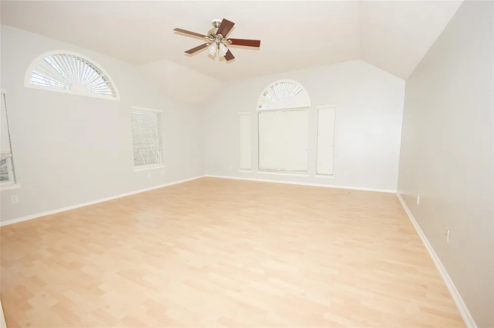 2516 Royal Terns Court League City, TX 77573