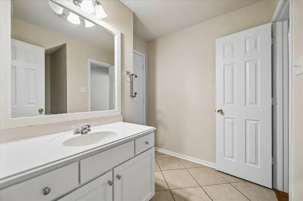 5035 Redwing Brook Trail Katy, TX 77449