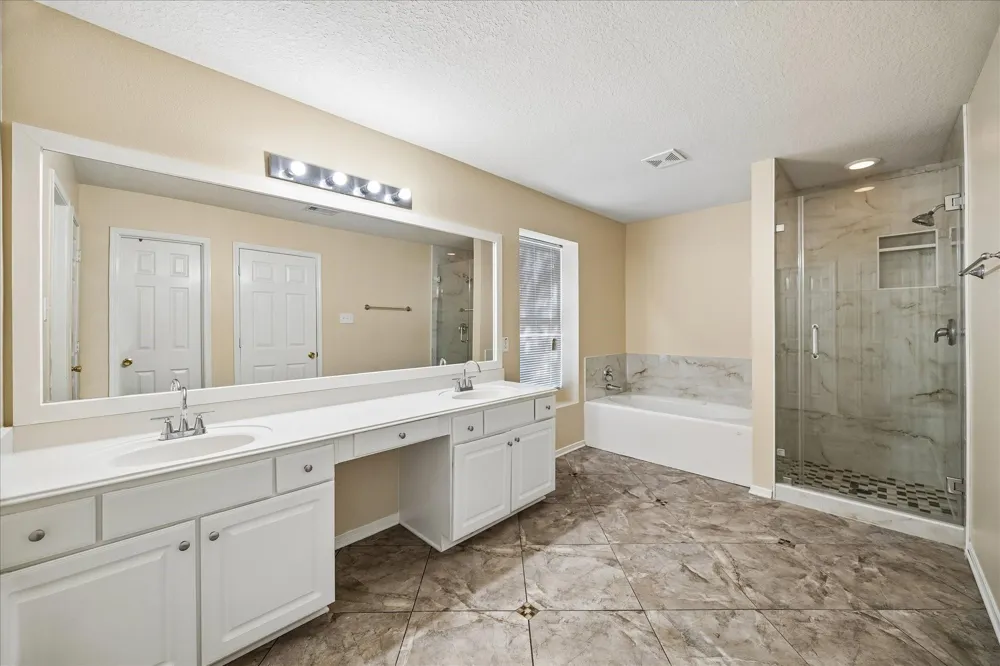 5035 Redwing Brook Trail Katy, TX 77449
