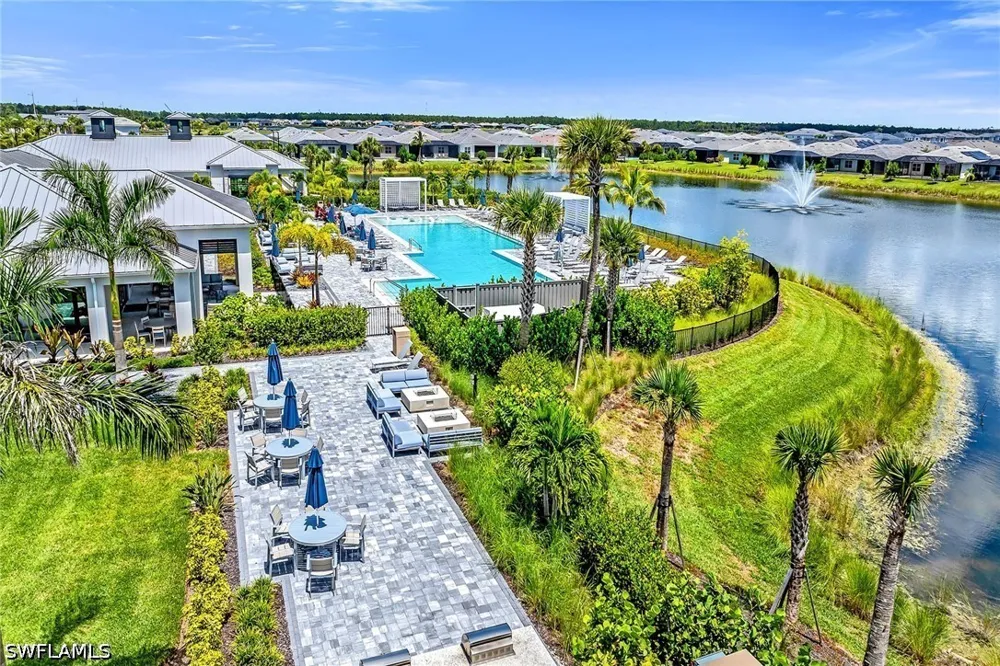 Wisteria Way Naples, FL 34114
