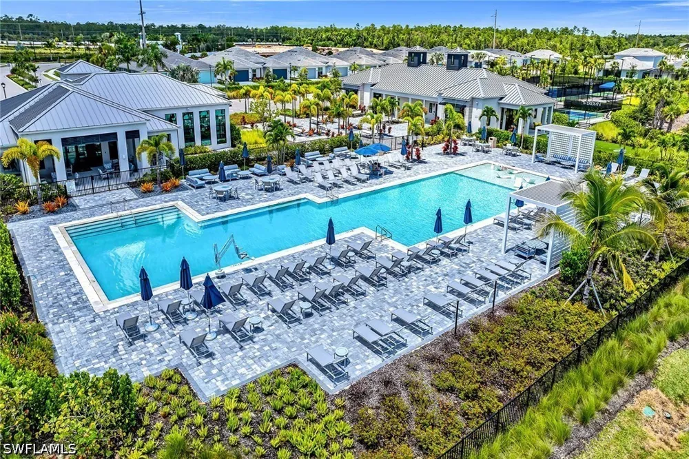 Wisteria Way Naples, FL 34114