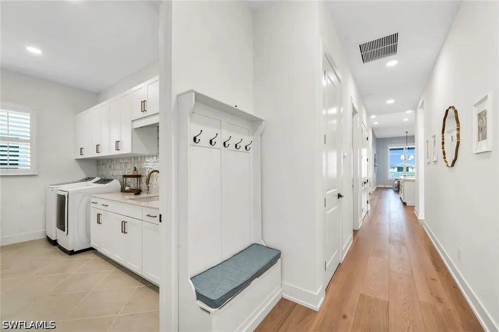Wisteria Way Naples, FL 34114