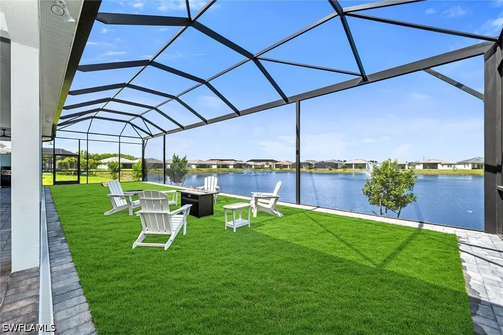 Wisteria Way Naples, FL 34114