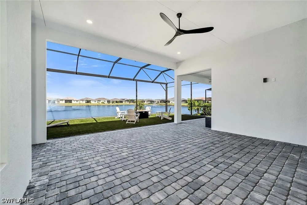 Wisteria Way Naples, FL 34114