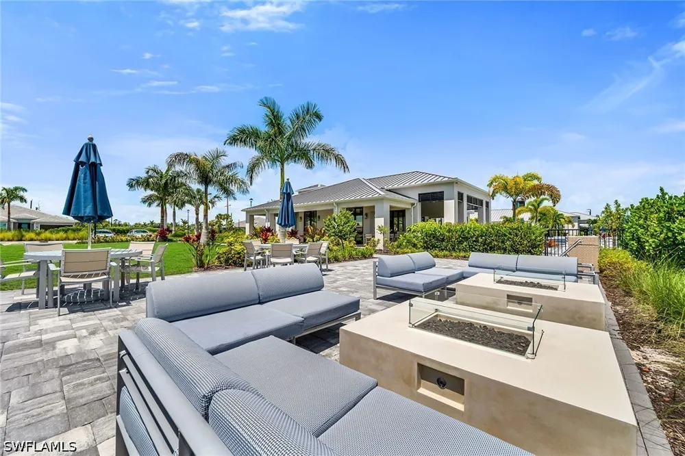 Wisteria Way Naples, FL 34114