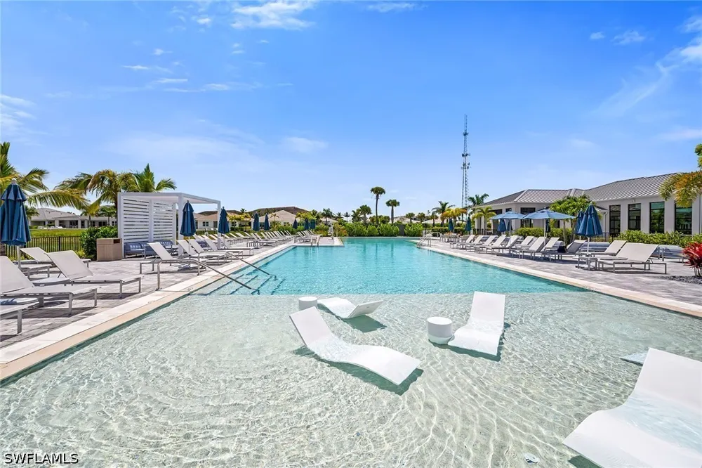 Wisteria Way Naples, FL 34114