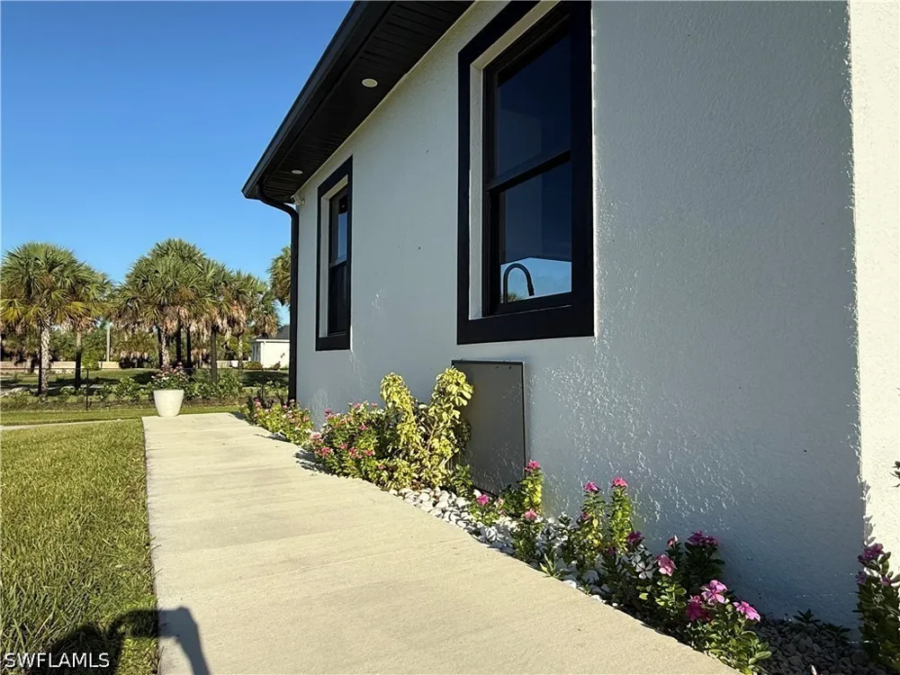 36th Avenue SE Naples, FL 34117