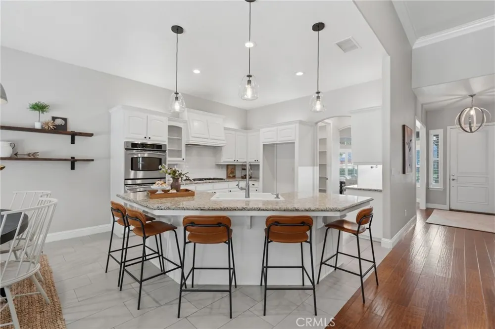 210 Denton Court Visalia, CA 93291