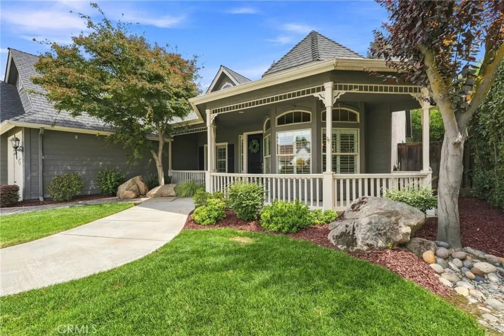 210 Denton Court Visalia, CA 93291