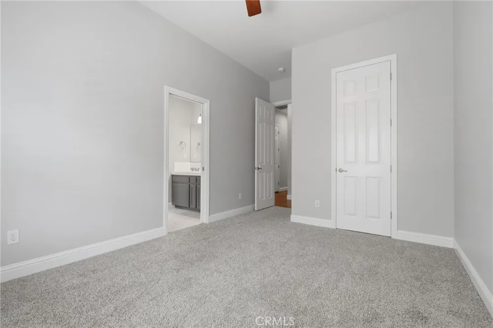 210 Denton Court Visalia, CA 93291