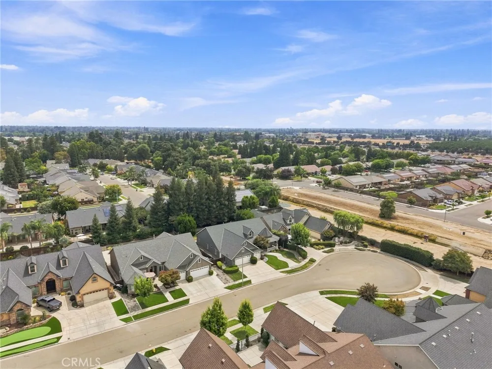 210 Denton Court Visalia, CA 93291