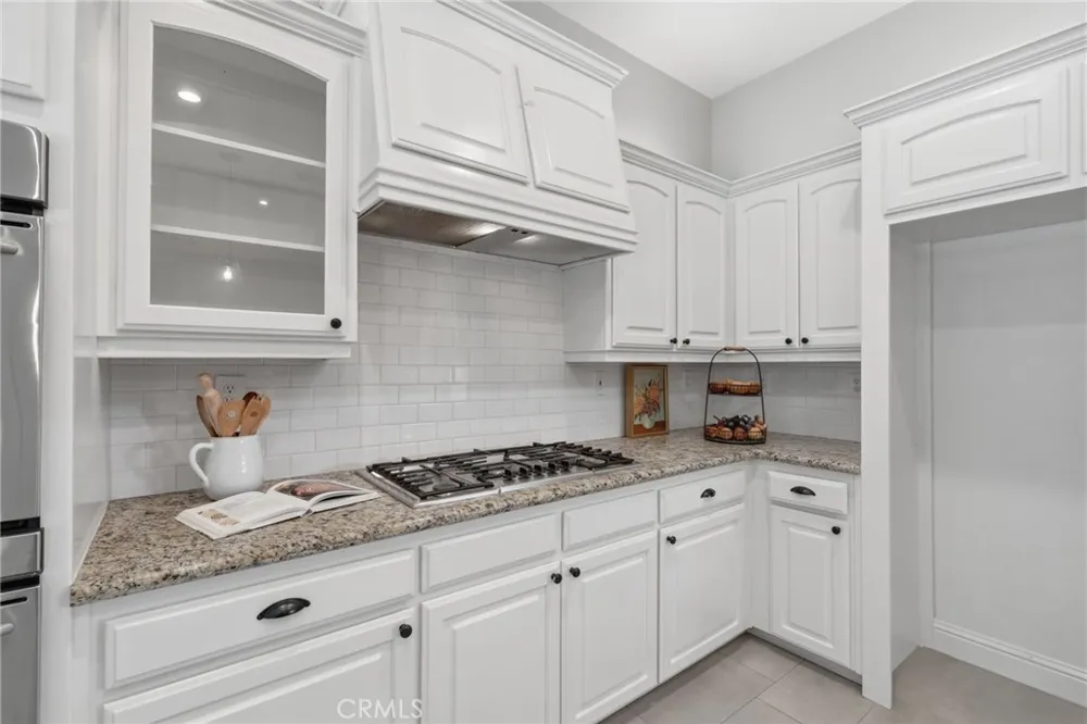 210 Denton Court Visalia, CA 93291