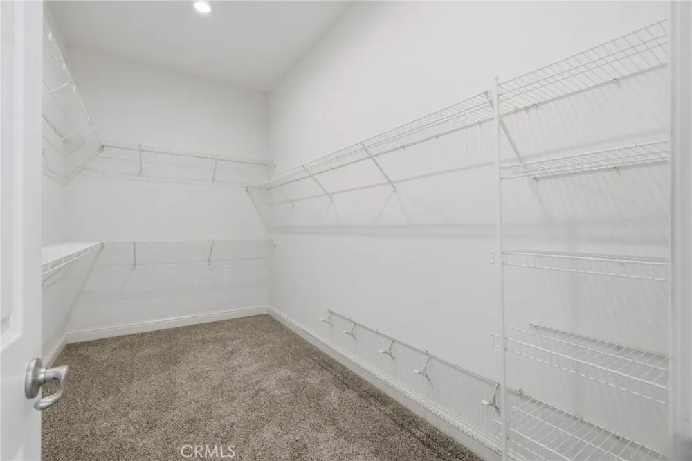 210 Denton Court Visalia, CA 93291