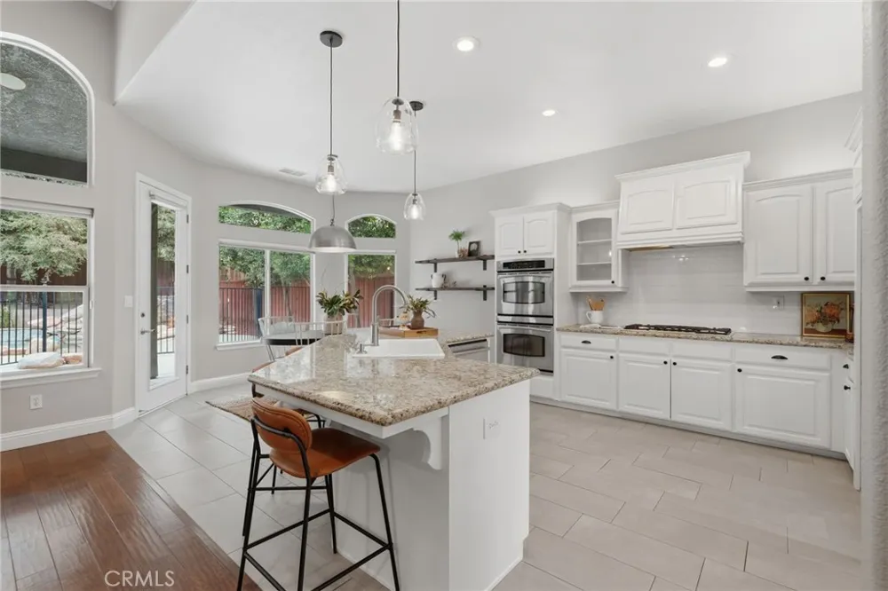 210 Denton Court Visalia, CA 93291
