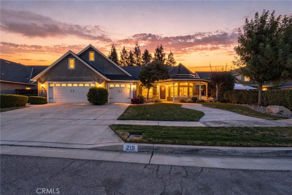 210 Denton Court Visalia, CA 93291