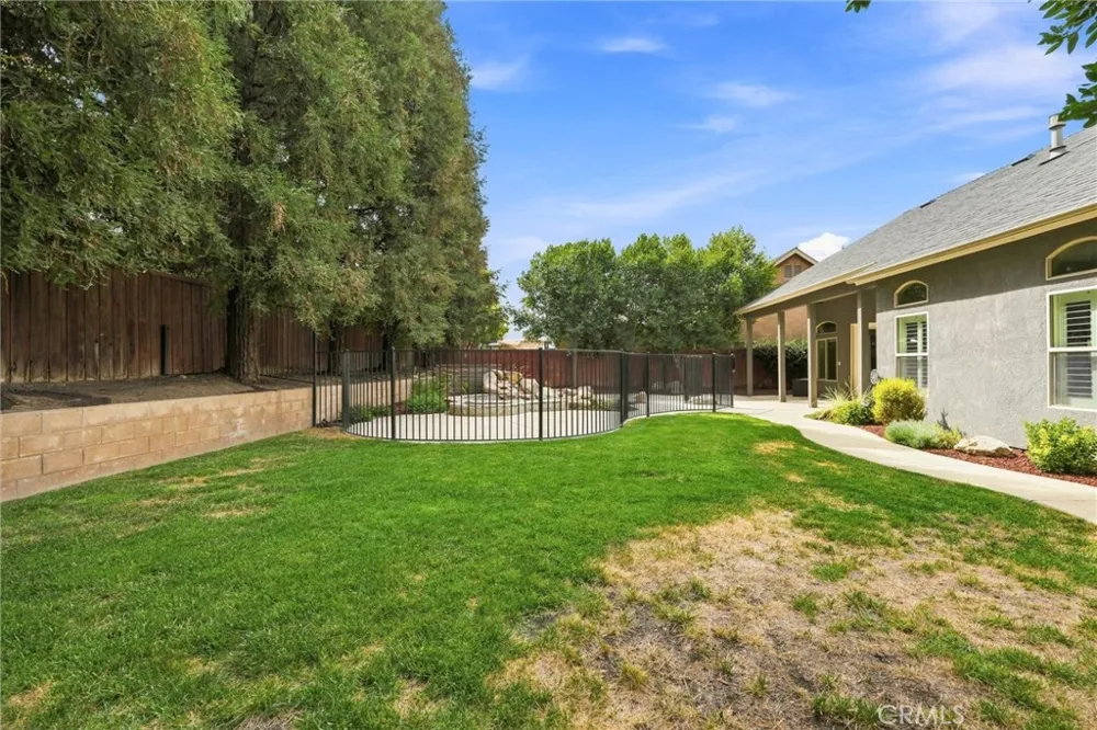 210 Denton Court Visalia, CA 93291