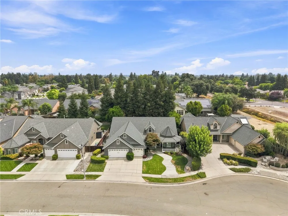 210 Denton Court Visalia, CA 93291