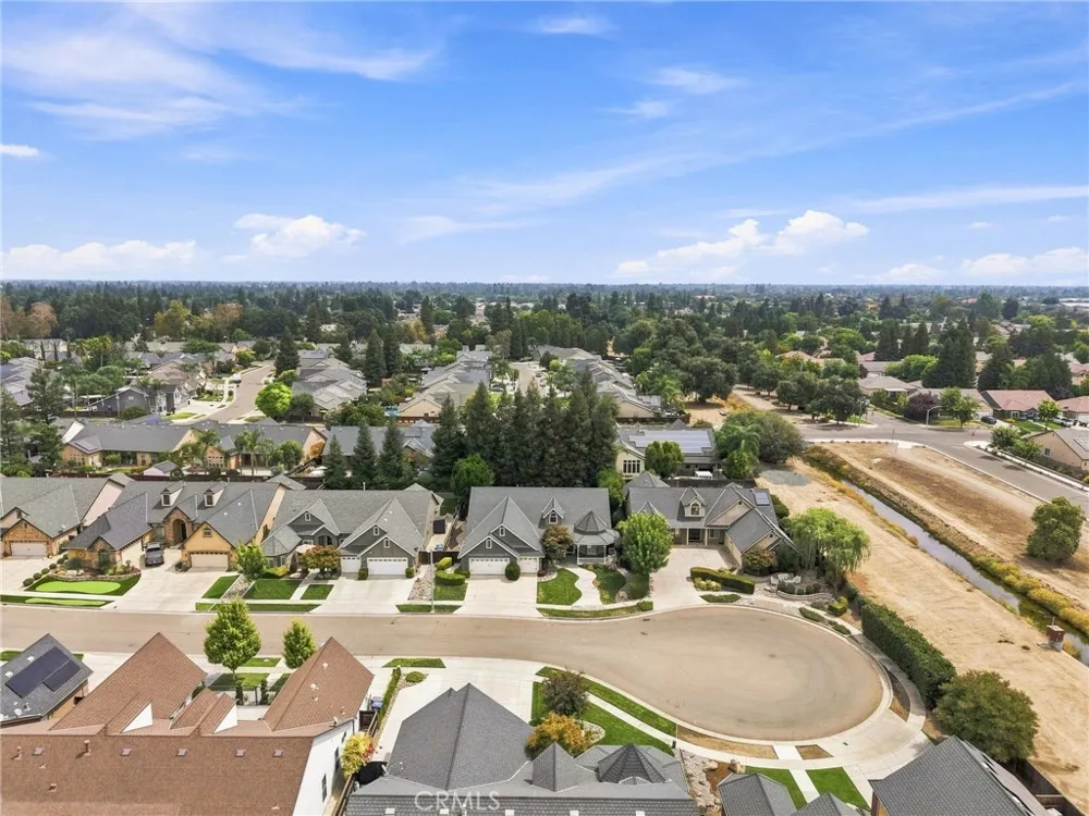 210 Denton Court Visalia, CA 93291