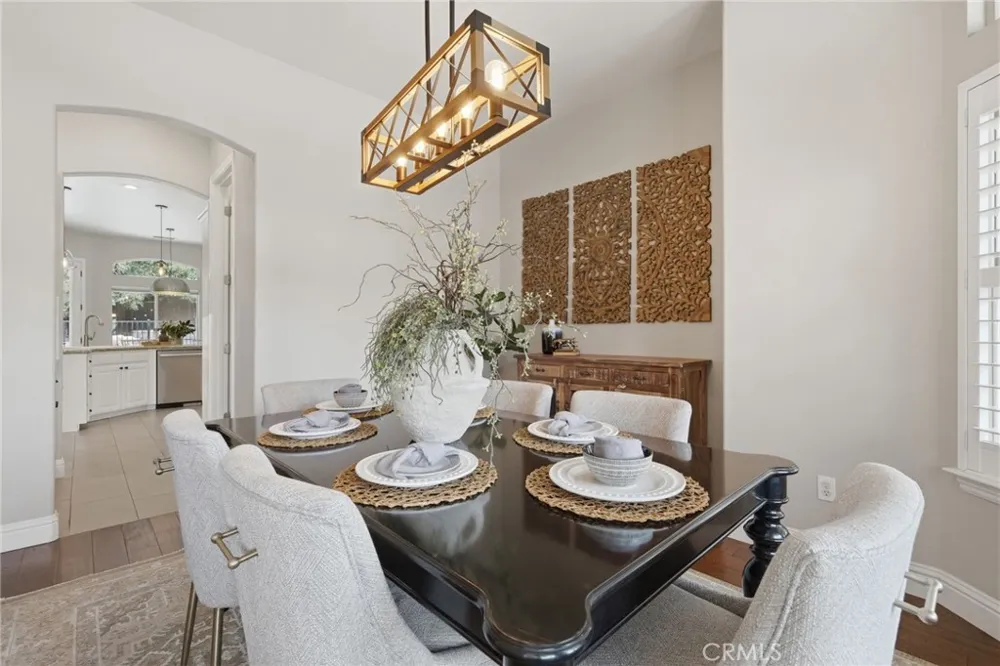 210 Denton Court Visalia, CA 93291