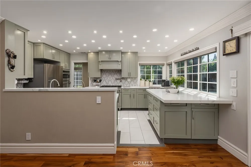 6356 Via Del Rancho Chino Hills, CA 91709