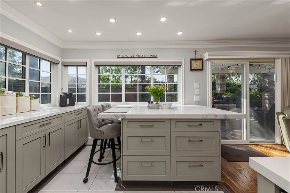6356 Via Del Rancho Chino Hills, CA 91709