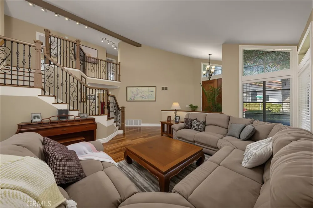 6356 Via Del Rancho Chino Hills, CA 91709