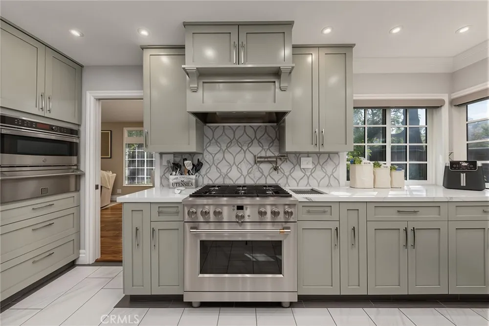 6356 Via Del Rancho Chino Hills, CA 91709