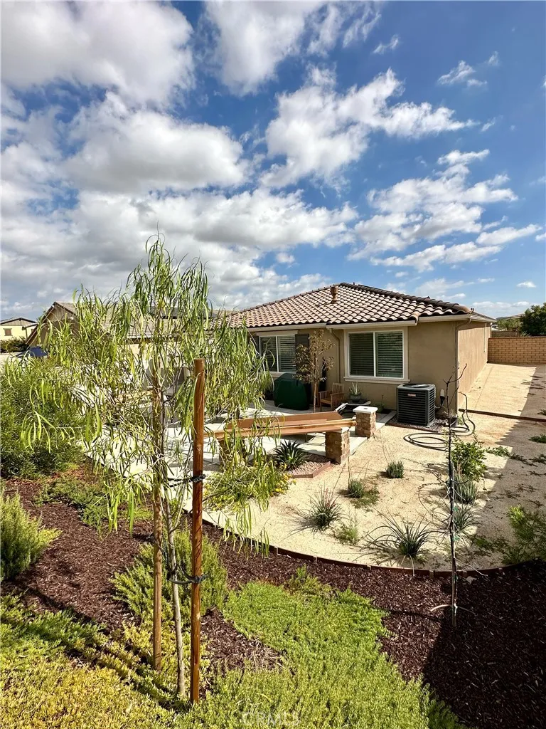 24560 Division Drive Menifee, CA 92584