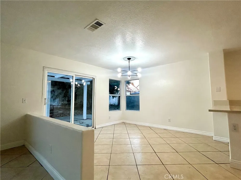 25754 Palo Cedro Drive Moreno Valley, CA 92551