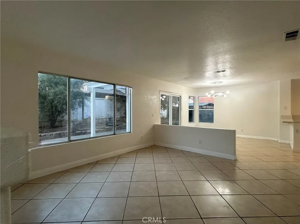 25754 Palo Cedro Drive Moreno Valley, CA 92551
