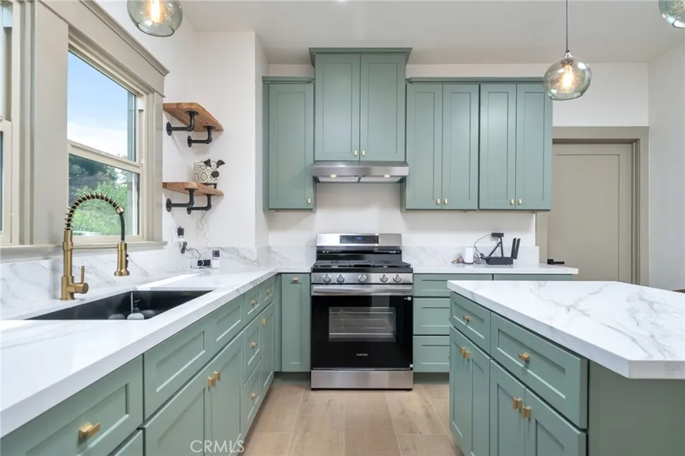 524 E D STREET Ontario, CA 91764