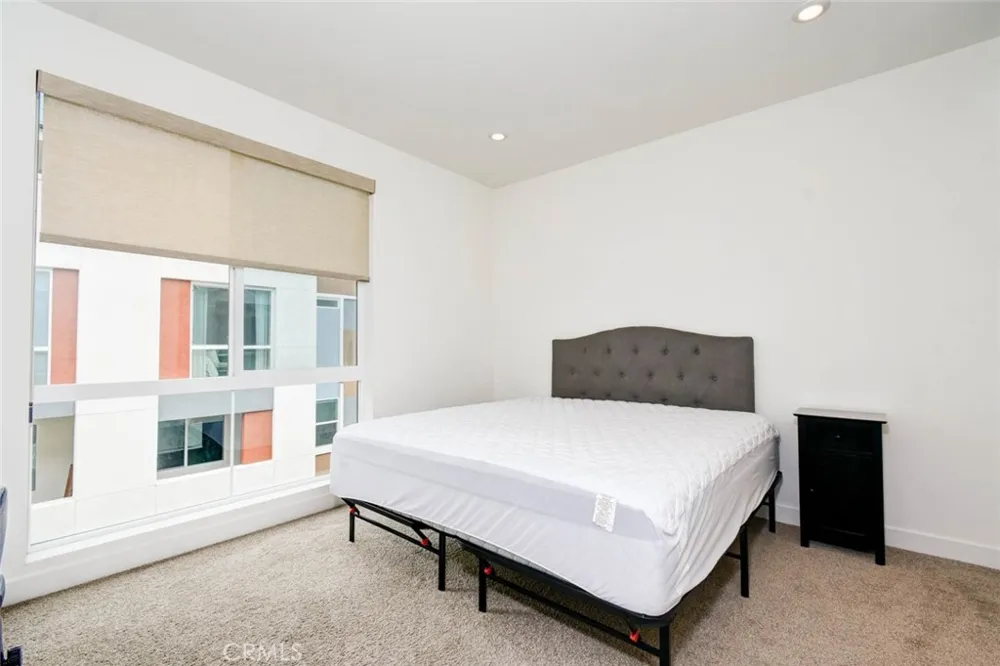 1814 E 1st Street #330 Santa Ana, CA 92705