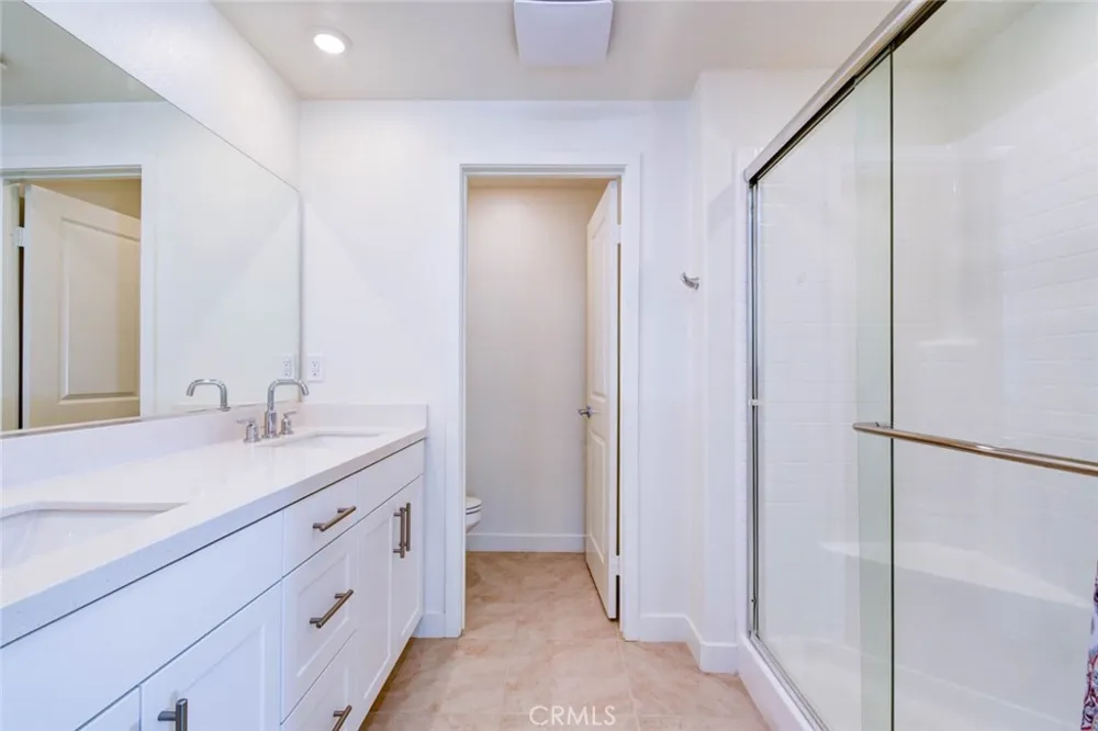 1814 E 1st Street #330 Santa Ana, CA 92705