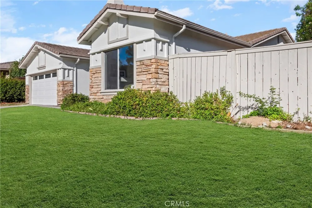 1214 Shadow Meadow Paso Robles, CA 93446