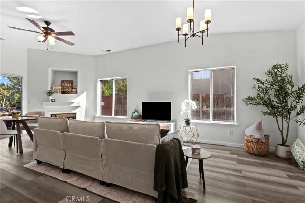 1214 Shadow Meadow Paso Robles, CA 93446