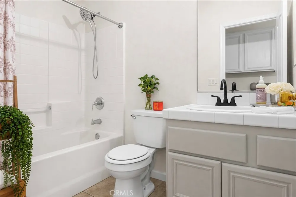 1214 Shadow Meadow Paso Robles, CA 93446