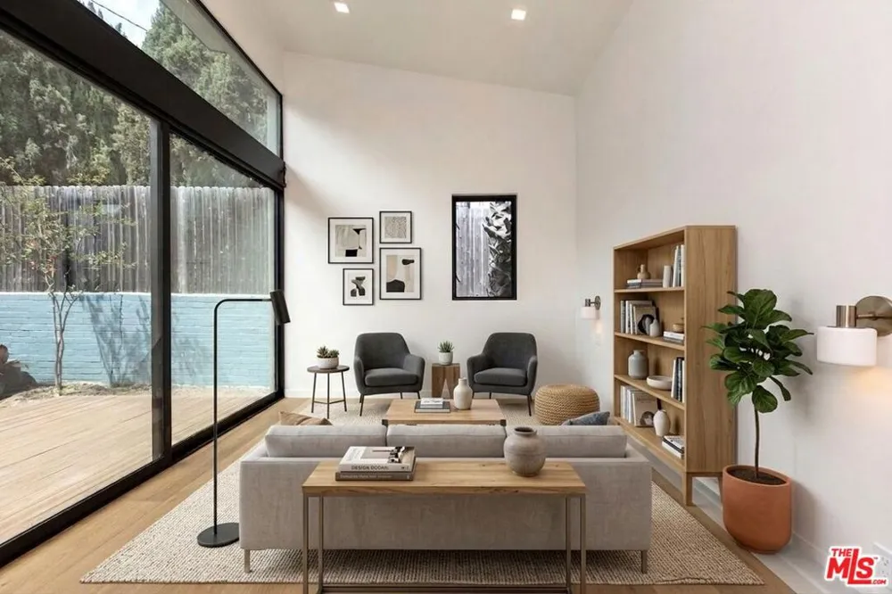 7102 Pacific View Drive Los Angeles, CA 90068