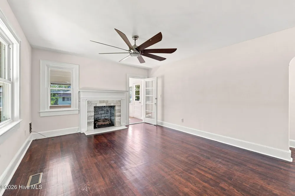 301 W 15th Street Washington, NC 27889