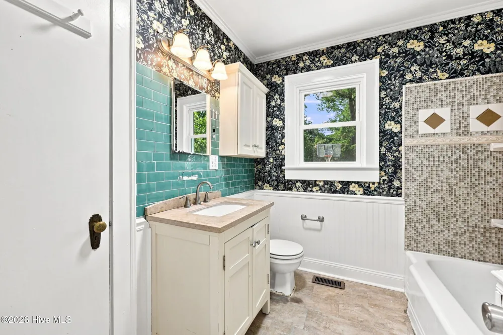 301 W 15th Street Washington, NC 27889
