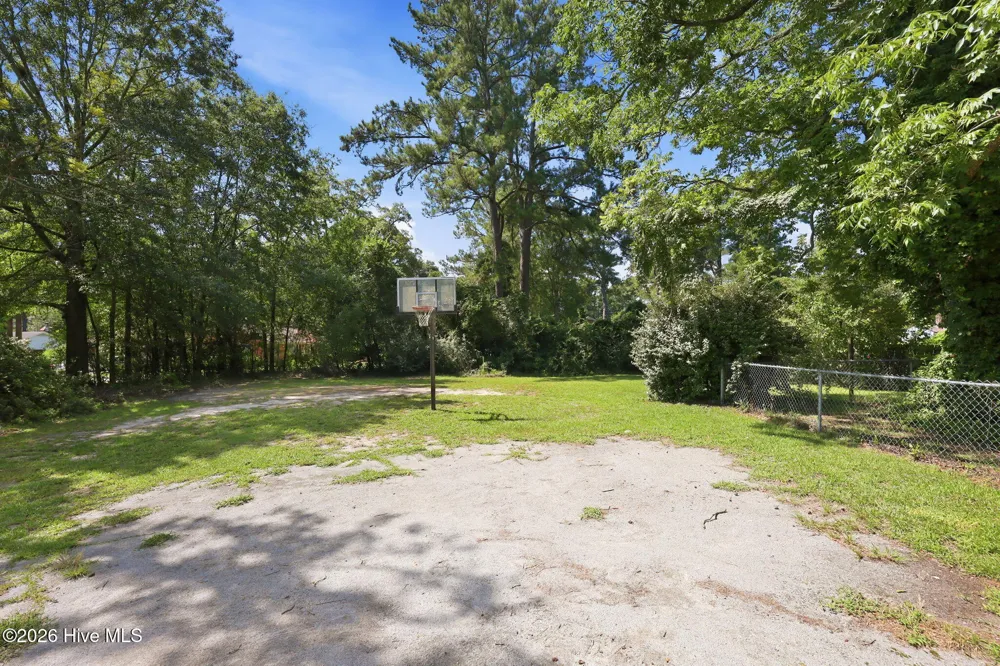 301 W 15th Street Washington, NC 27889