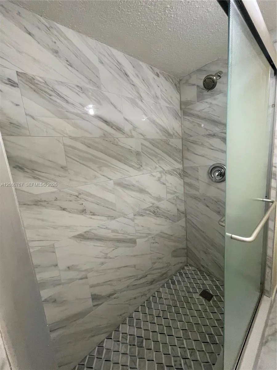 16240 Laurel Dr #101 Weston, FL 33326
