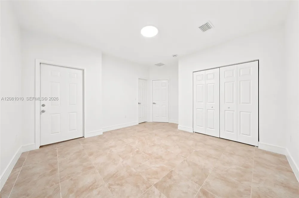 145 NE 60th St Miami, FL 33137
