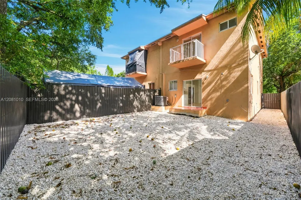 145 NE 60th St Miami, FL 33137
