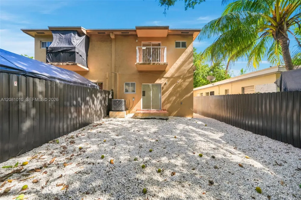 145 NE 60th St Miami, FL 33137