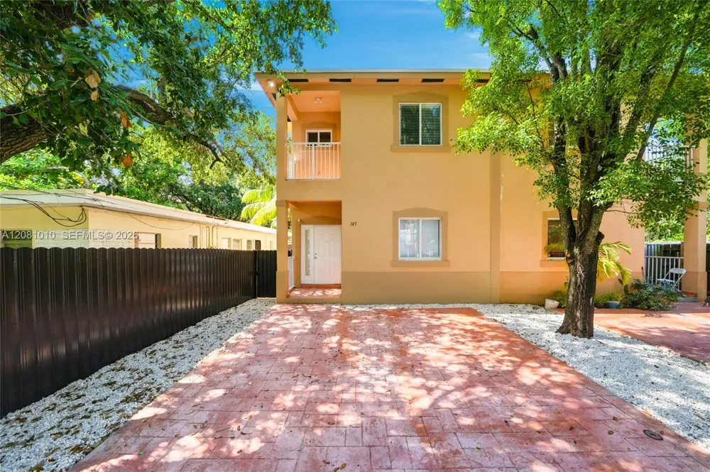 145 NE 60th St Miami, FL 33137
