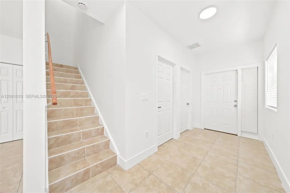 145 NE 60th St Miami, FL 33137