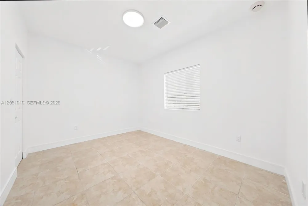 145 NE 60th St Miami, FL 33137