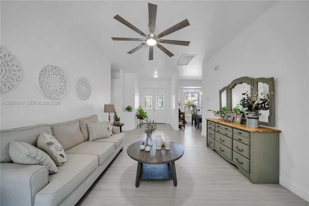 11142 Lakeland Cir Other City - In The State Of Florida, FL 33913
